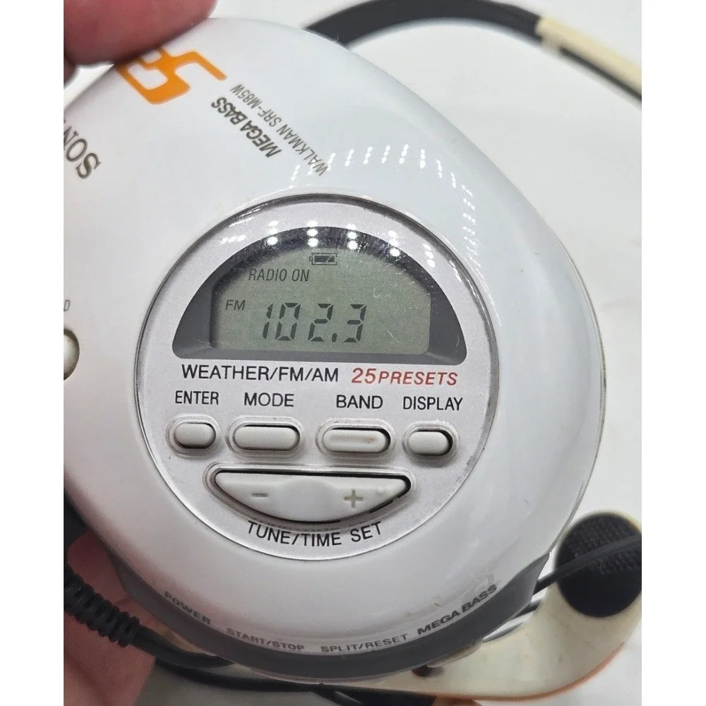 Vintage Sony Walkman SRF-M85W S2 Sports AM FM Weather Digital Armband Radio